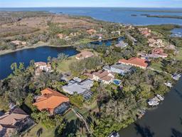 Picture of 1724 Amberwynd Circle W, Palmetto, FL 34221