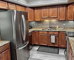 Picture of 5108 Brittany Drive S Unit 204, St Petersburg, FL 33715