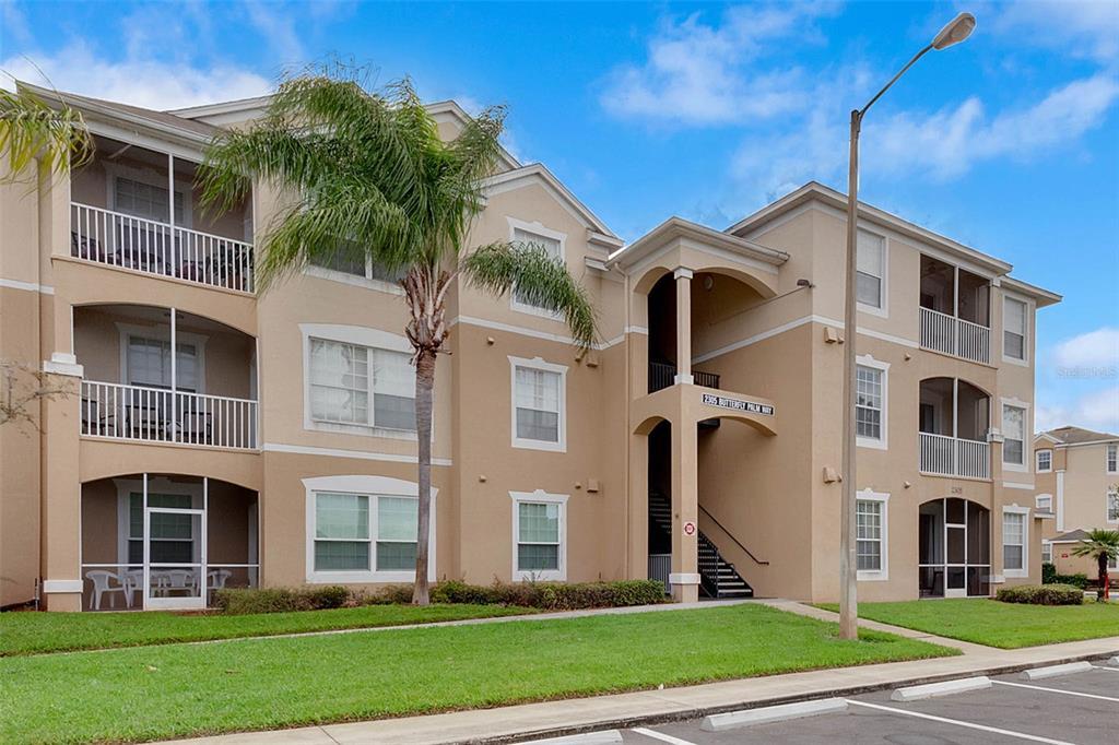 Picture of 2305 Butterfly Palm Unit 102, Kissimmee, FL 34747