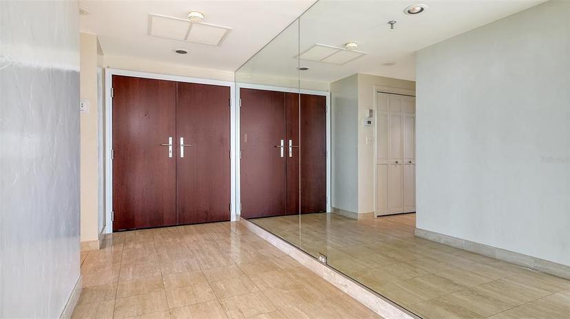 Picture of 1211 Gulf Of Mexico Drive Unit 701, Longboat Key FL 34228