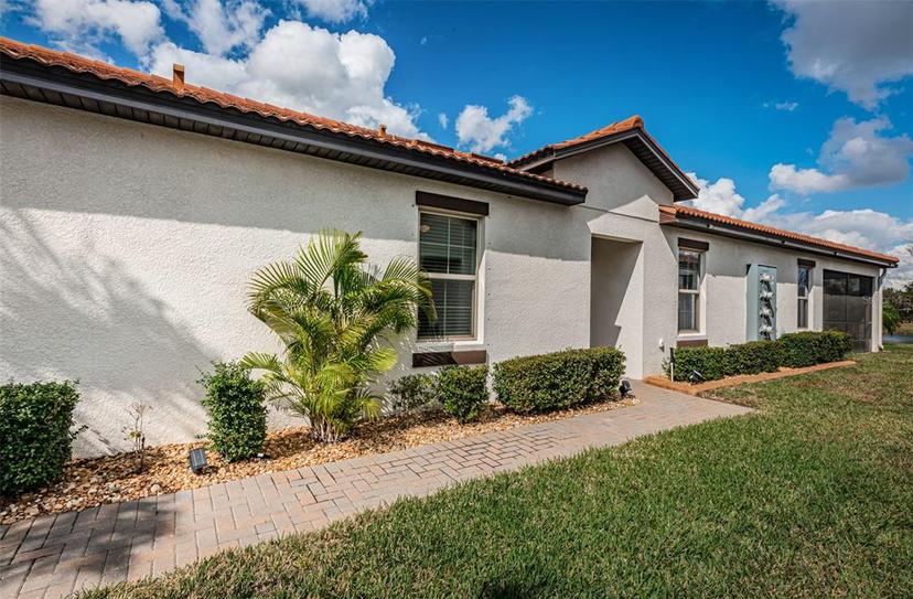 Picture of 5316 Stoic Vale Drive, Wimauma FL 33598