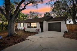 Picture of 10108 Hunters Point Court, Tampa, FL 33615