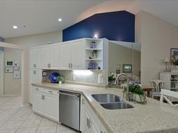 Picture of 6726 Fairview Terrace Unit 6726, Bradenton, FL 34203
