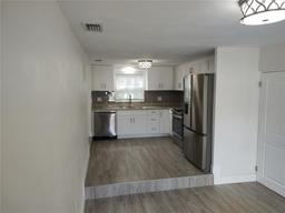 Picture of 301 Mystic Lake Drive N, St Petersburg, FL 33702