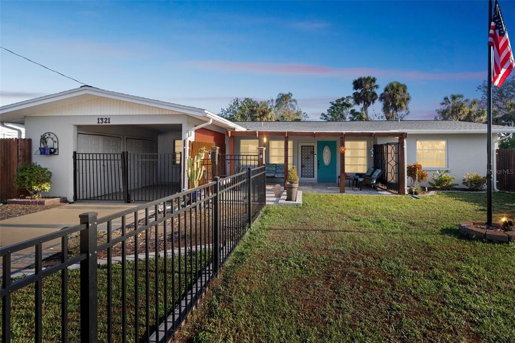 Picture of 1321 Groveland Avenue, Venice, FL 34285