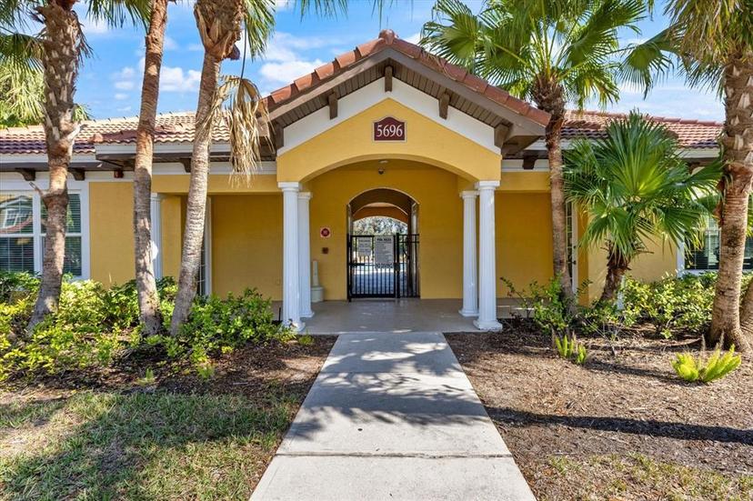 Picture of 5552 Bentgrass Drive Unit 7-116, Sarasota FL 34235