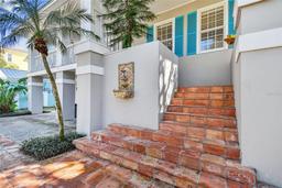 Picture of 2508 W Shell Point Road, Tampa, FL 33611