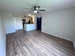 Picture of 5128 Conroy Road Unit 725, Orlando, FL 32811