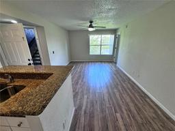 Picture of 5128 Conroy Road Unit 725, Orlando, FL 32811