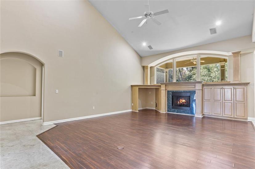 Picture of 3737 NW 39Th Place, Gainesville FL 32606
