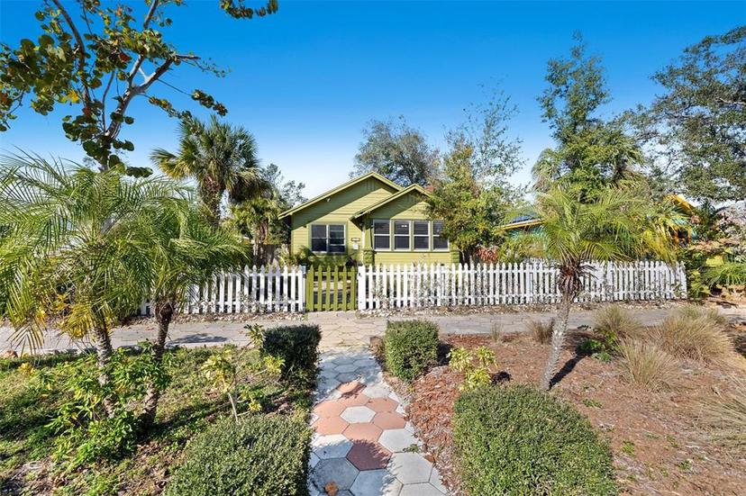 Picture of 123 17Th Avenue Se, St Petersburg FL 33701