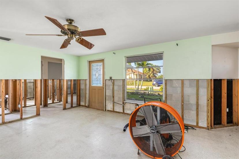 Picture of 3000 Wisteria Place, Punta Gorda FL 33950