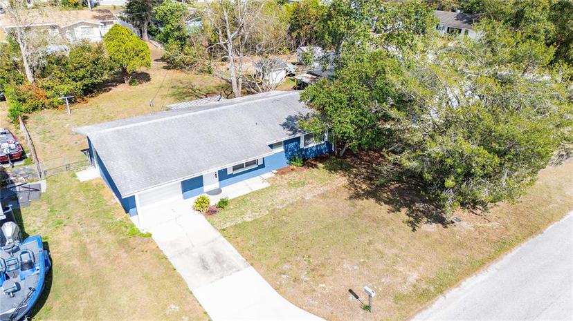 Picture of 39035 Citadel Circle, Zephyrhills FL 33542