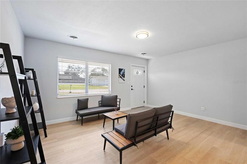 Picture of 39035 Citadel Circle, Zephyrhills FL 33542