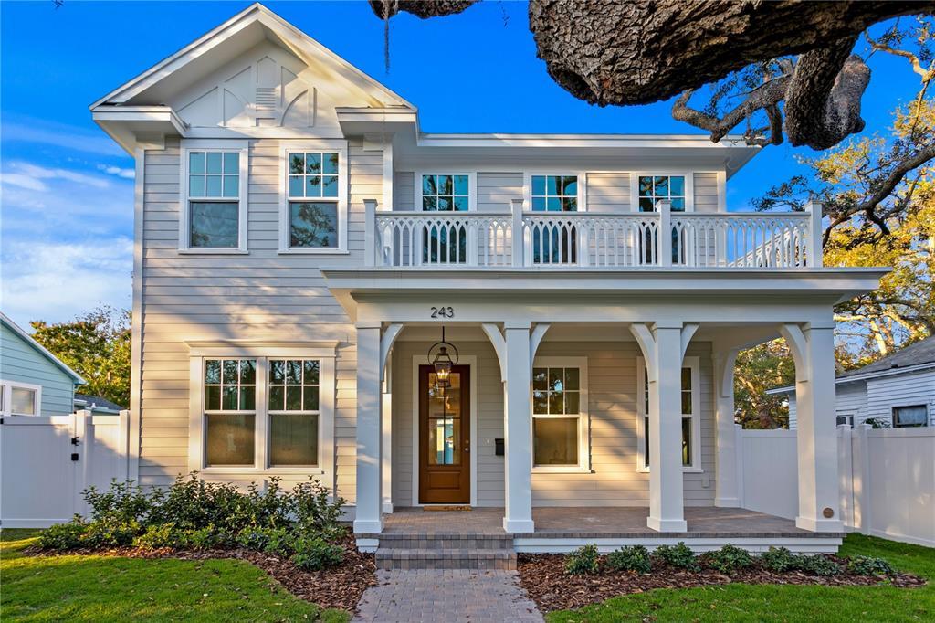 Picture of 243 28Th Avenue N, St Petersburg, FL 33704