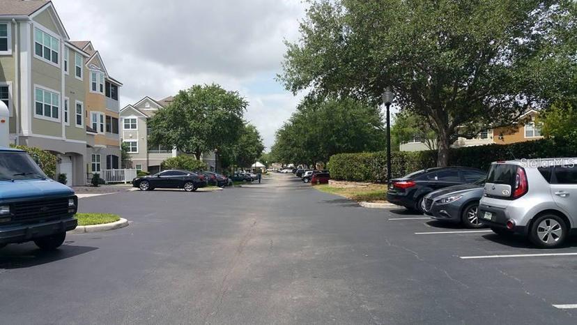 Picture of 6412 Queens Borough Avenue Unit 109, Orlando FL 32835