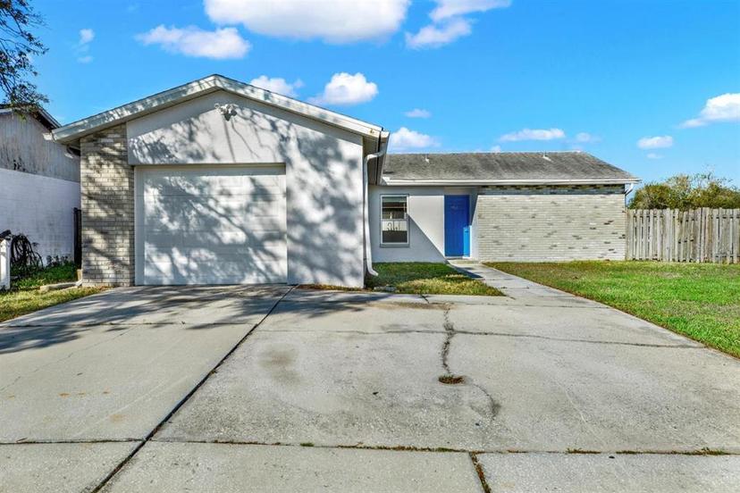 Picture of 912 Lochmont Drive, Brandon FL 33511
