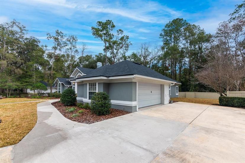 Picture of 4217 SW 94Th Drive, Gainesville FL 32608