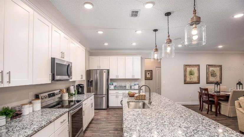 Picture of 421 W Ariel Road, Edgewater FL 32141