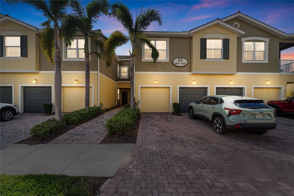Picture of 5435 Soapstone Place Unit 22-103, Sarasota, FL 34233