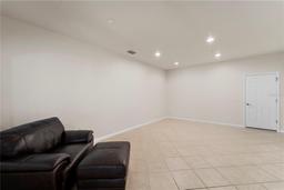 Picture of 5435 Soapstone Place Unit 22-103, Sarasota, FL 34233