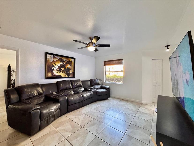 Picture of 3016 Parkway Boulevard Unit 110, Kissimmee FL 34747