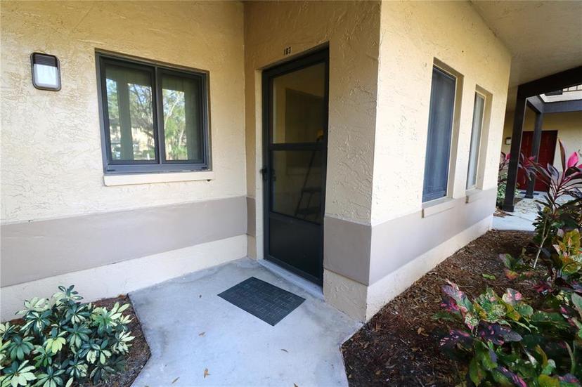Picture of 2689 Sabal Springs Circle Unit 103, Clearwater FL 33761