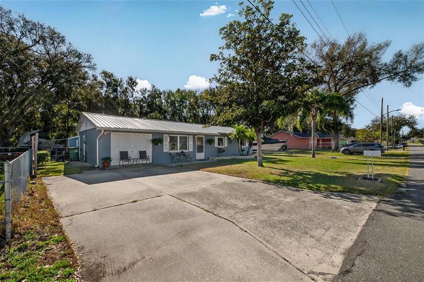 Picture of 5410 Tangerine Drive, Zephyrhills FL 33542