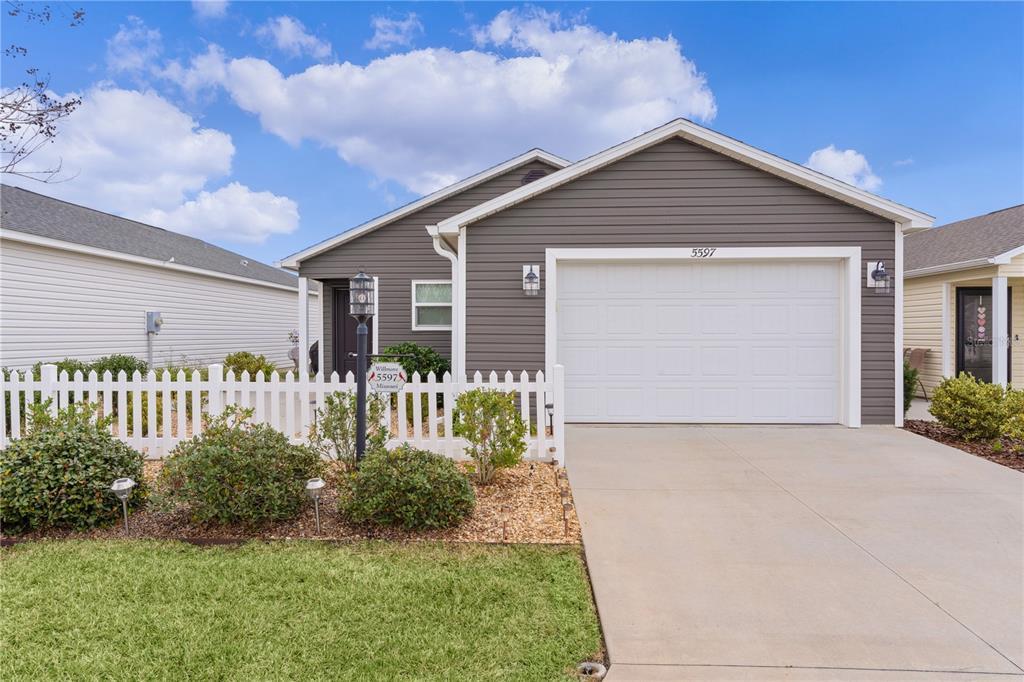 Picture of 5597 Gracie Lane, The Villages, FL 32163