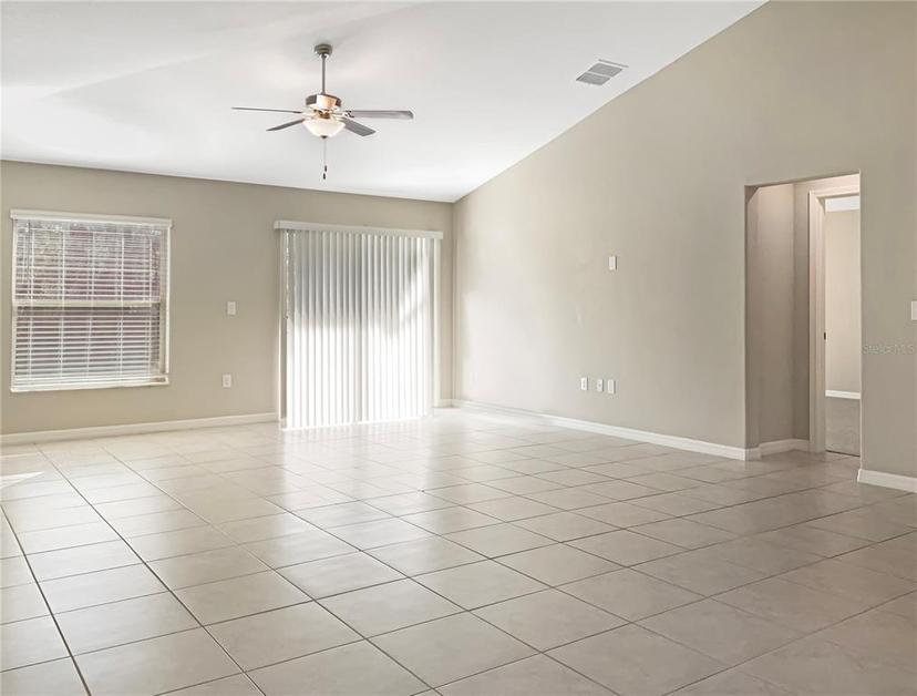 Picture of 13507 Willow Bluestar Loop, Riverview FL 33579