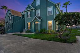 Picture of 10512 White Lake Court, Tampa, FL 33626
