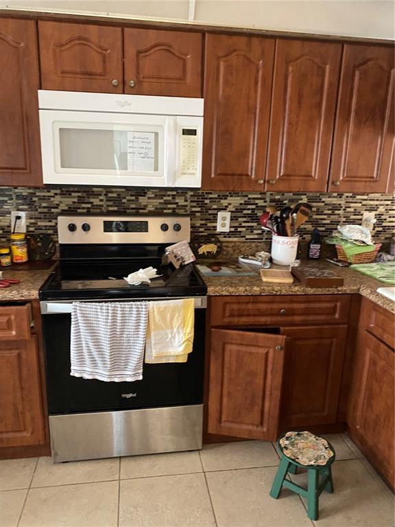 Picture of 4864 Old Oak Tree Court, Orlando FL 32808