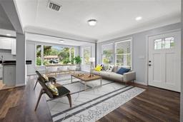 Picture of 2835 Valencia Way S, St Petersburg, FL 33705
