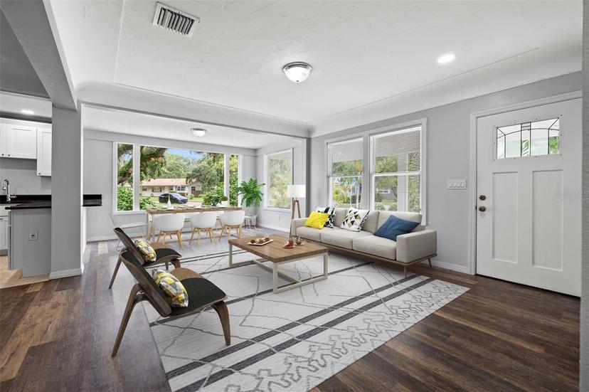 Picture of 2835 Valencia Way S, St Petersburg FL 33705