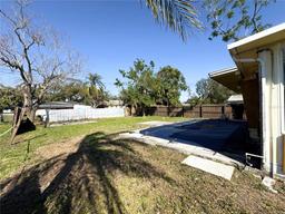 Picture of 808 20Th Avenue W, Bradenton, FL 34205