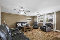 Picture of 1404 Wood Avenue, Clearwater, FL 33755