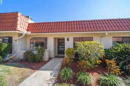 Picture of 19029 Us Highway 19 N Unit 19C, Clearwater, FL 33764
