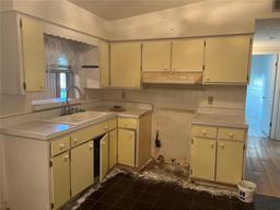 Picture of 5672 Bronx Avenue, Sarasota, FL 34231