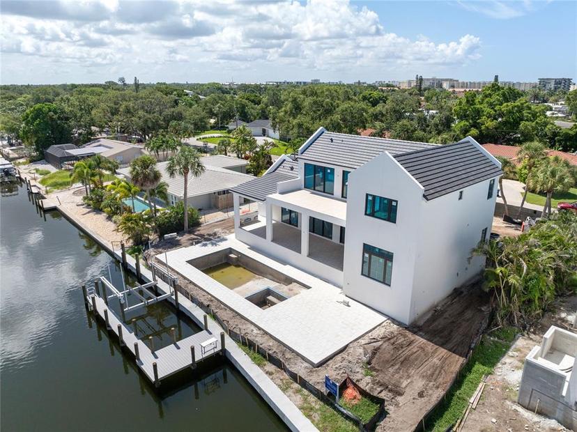 Picture of 927 Contento Street, Sarasota FL 34242