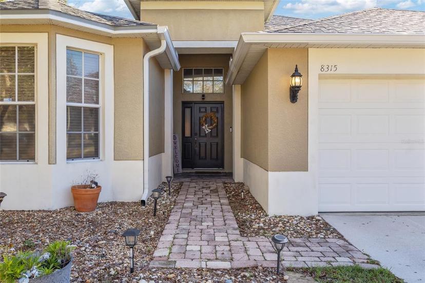 Picture of 8315 Moccasin Trail Drive, Riverview FL 33578