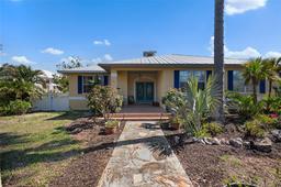 Picture of 1320 Bayshore Drive, Englewood, FL 34223