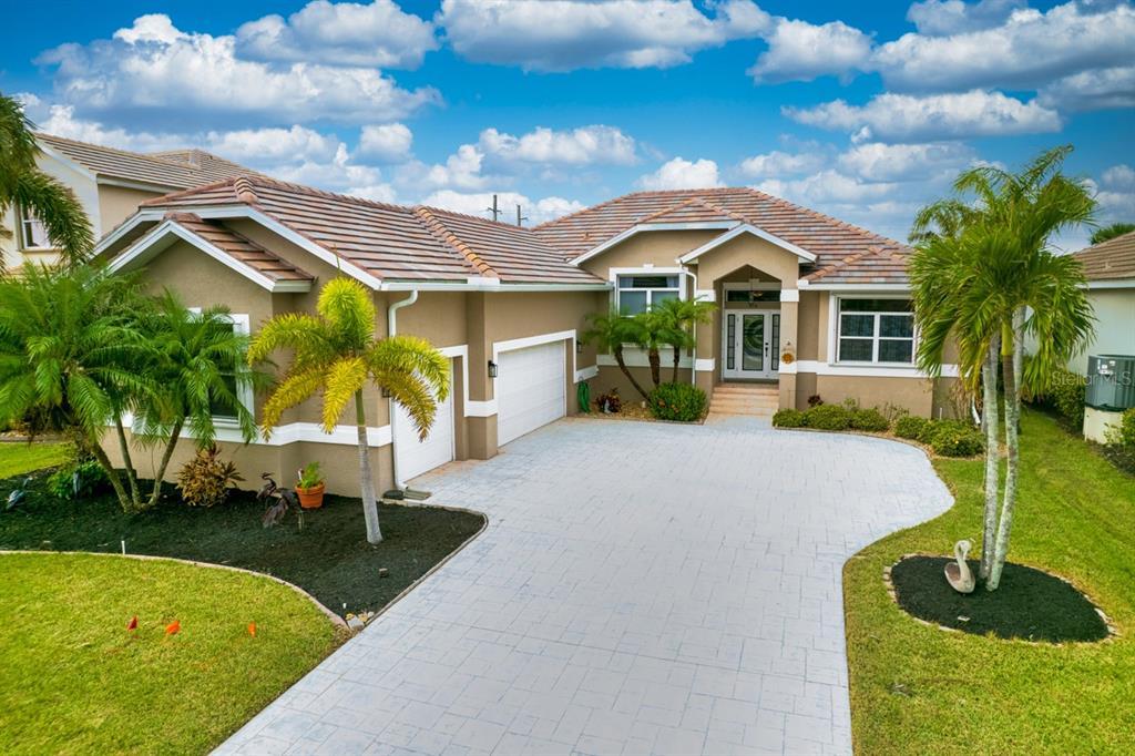 Picture of 8516 Southwind Bay Circle, Fort Myers, FL 33908