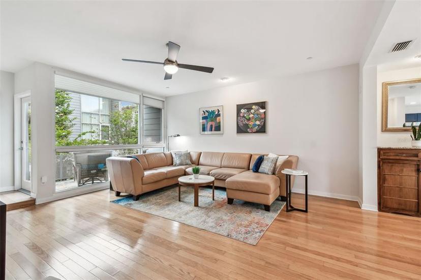Picture of 337 4Th Avenue S, St Petersburg FL 33701