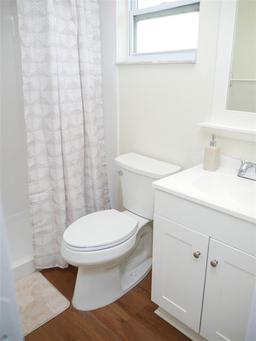 Picture of 2111 Groveglen Lane S, Lakeland, FL 33813