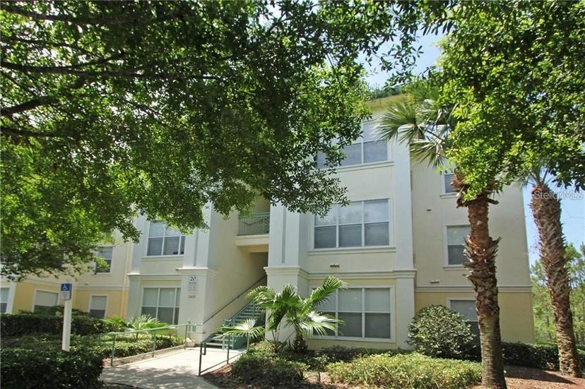 Picture of 8927 Legacy Court Unit 302, Kissimmee FL 34747