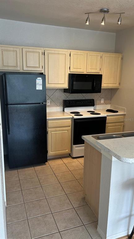 Picture of 8927 Legacy Court Unit 302, Kissimmee FL 34747