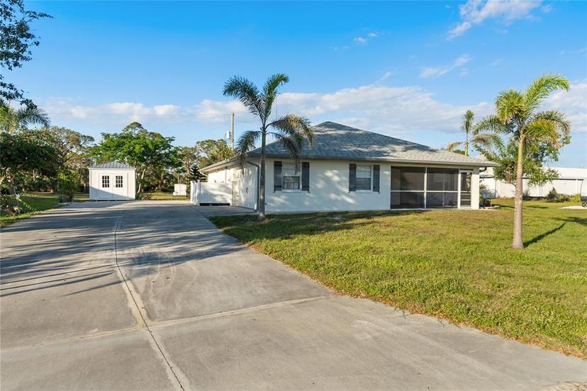Picture of 222 Pine Glen Court, Englewood FL 34223
