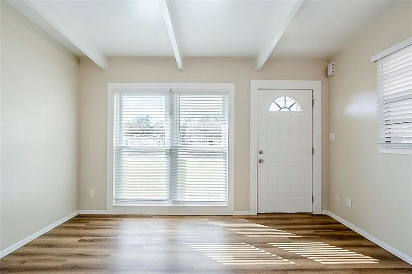 Picture of 1722 Darlington Drive, Tampa FL 33619