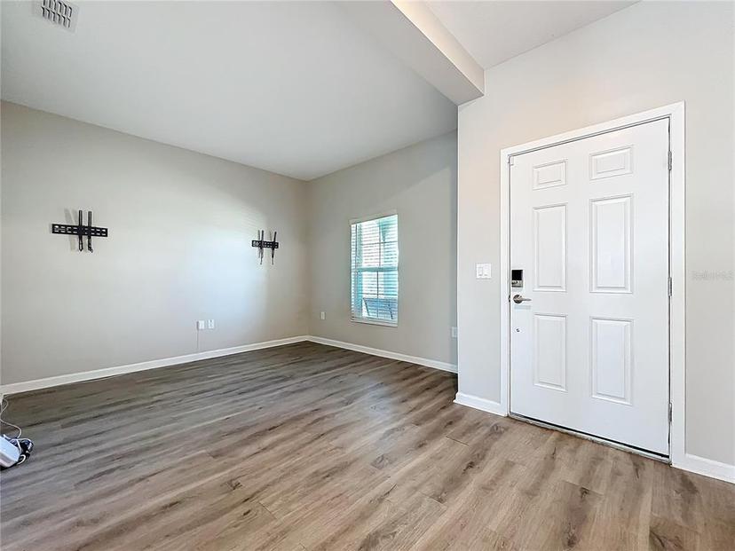 Picture of 917 Carmillion Court, Groveland FL 34736