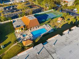 Picture of 2440 Winding Creek Boulevard Unit 305, Clearwater, FL 33761